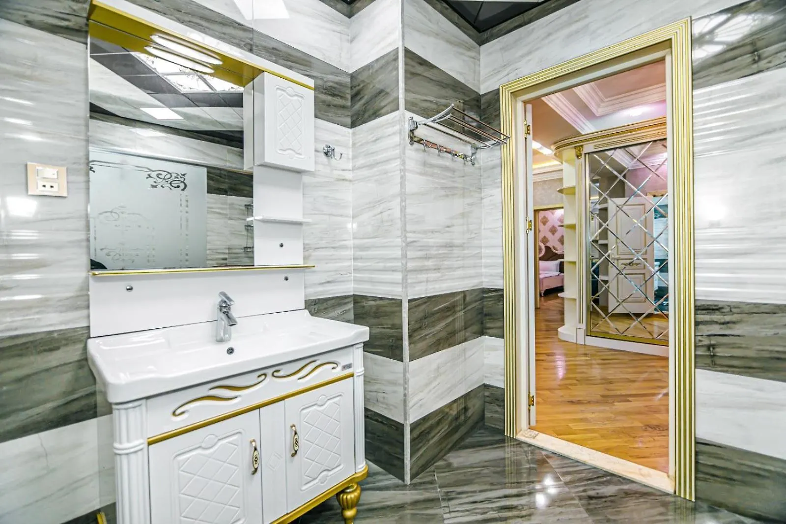 Ideal Apartment 4 Baku Azerbaijan